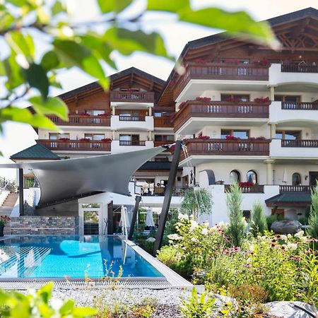 Hotel Stubaierhof Neustift im Stubaital Exterior photo