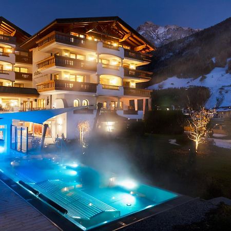 Hotel Stubaierhof Neustift im Stubaital Exterior photo